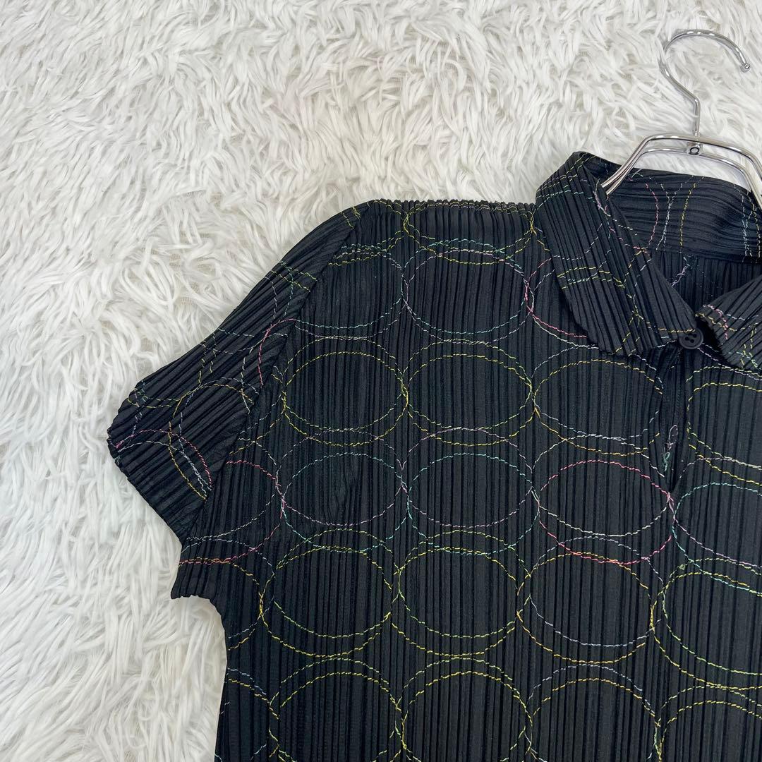 PLEATS PLEASEサークル刺繍 丸襟カットソー　半袖　変形スリーブ