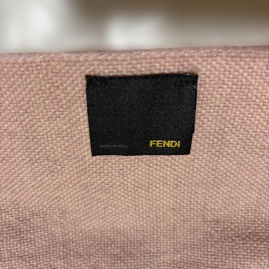 FENDI マフラー ピンク ウール ロゴ入りイタリア製