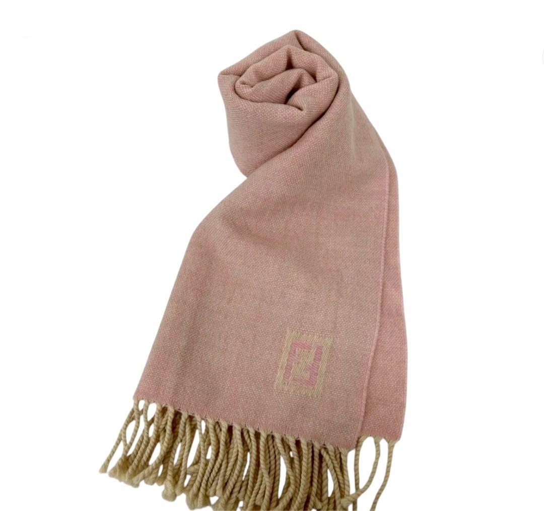 FENDI マフラー ピンク ウール ロゴ入りイタリア製