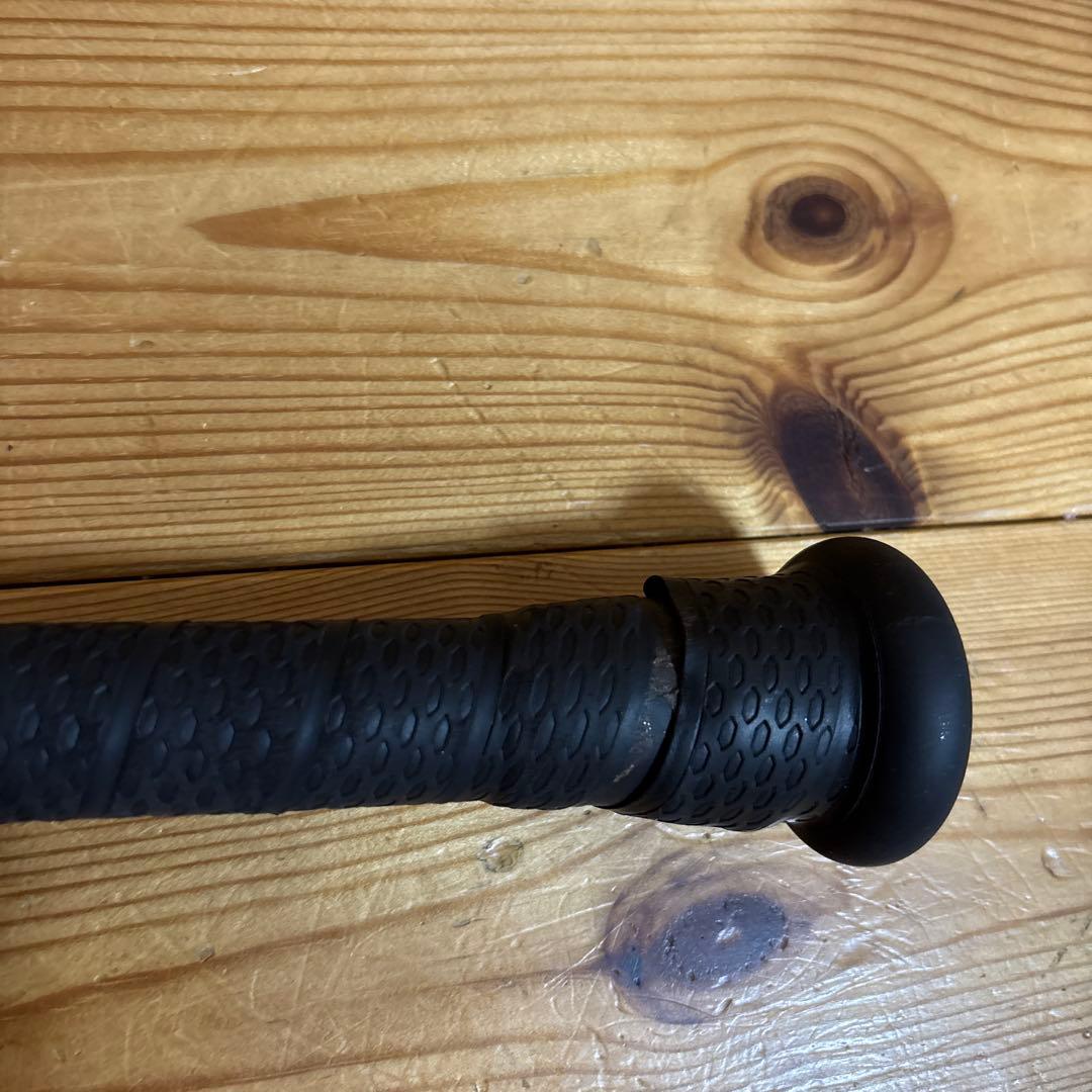 （中学硬式）バット　金属 EASTON BLACK MAGIC 84cm