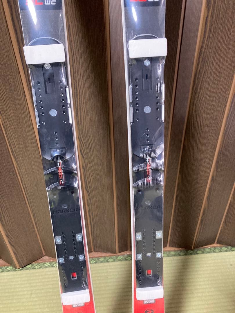 23/24 新品　選手用　ノルディカ　SLCW165㎝　板のみ　ピストンプレート