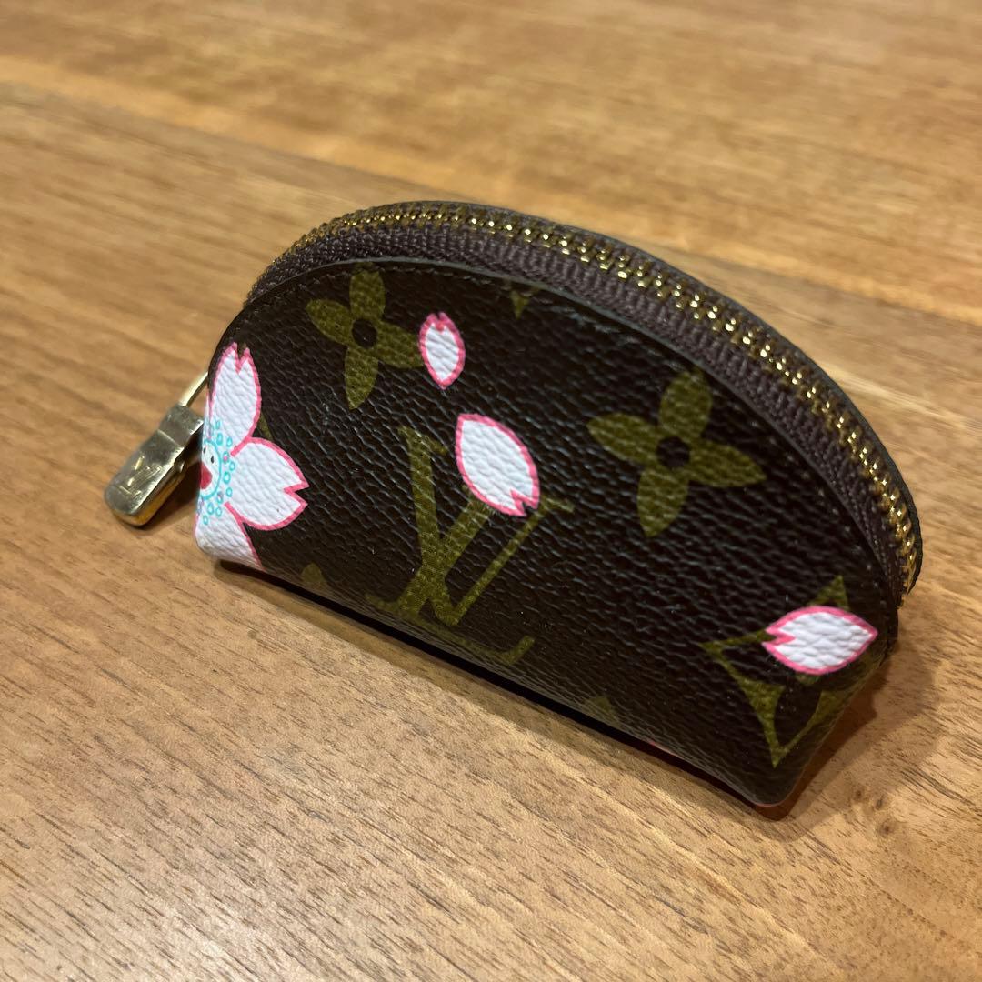 ルイ・ヴィトン × 村上隆コラボケース【モノグラム・チェリーブロッサム】