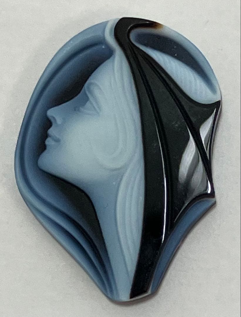 【エルヴィン・ポーリー】ストーンカメオ 作家サイン 女性 横顔 パーツ 1個