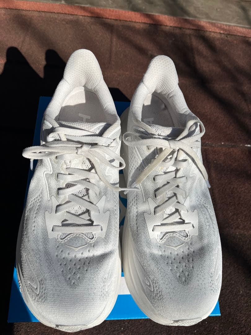 HOKA クリフトン10 グレー 24.0 レディース ランニングシューズ