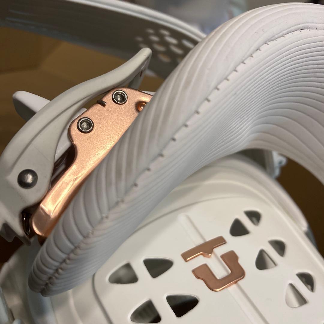 け*ぴ様 TRILOGY ビンディング 2018/2019 ホワイト M