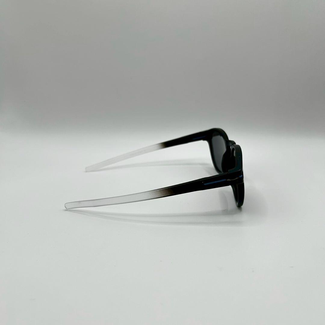 オークリーOAKLEY サングラス アジアンフィットブラック×ブルー　国内正規品