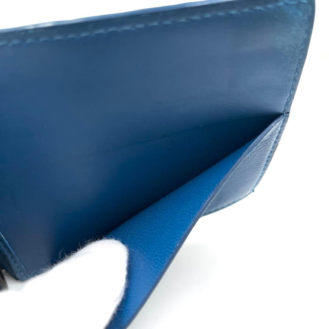 【希少色】ボッテガヴェネタ 二つ折り財布 マネークリップ イントレ レザー 青