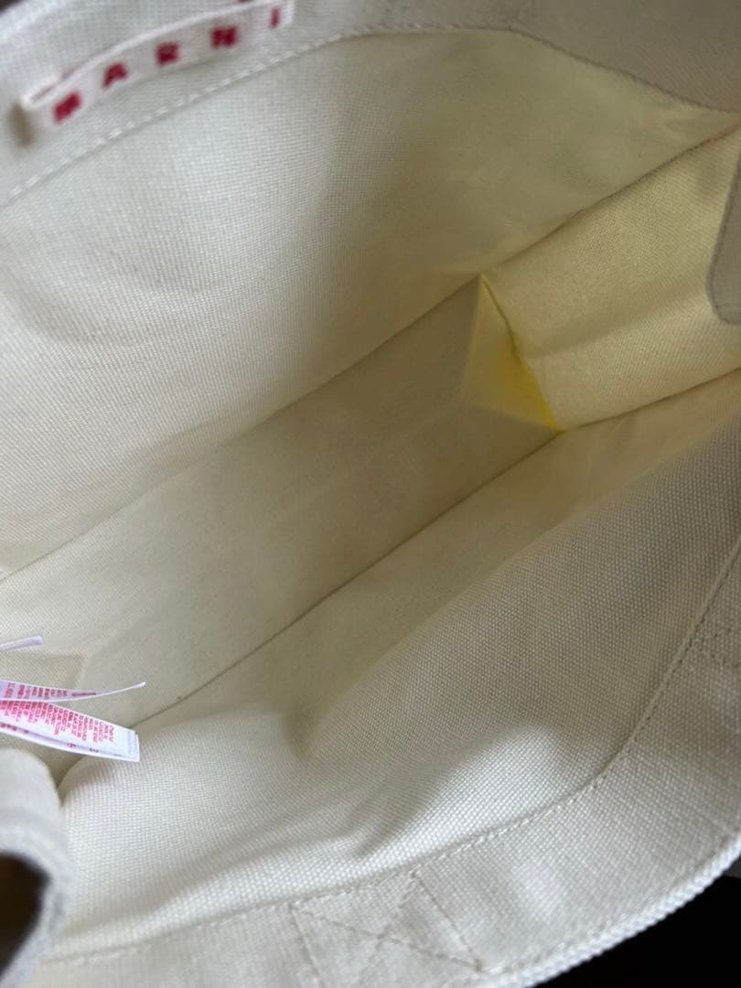 新品 新作 Marni マルニ トートバッグ