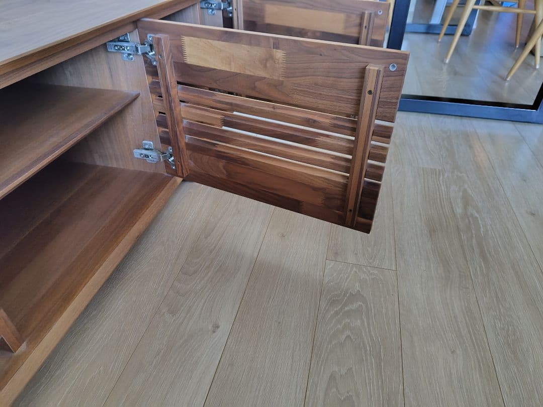 【週今末のみ】カリモク　ソリッドボード　テレビ台　ウォールナット