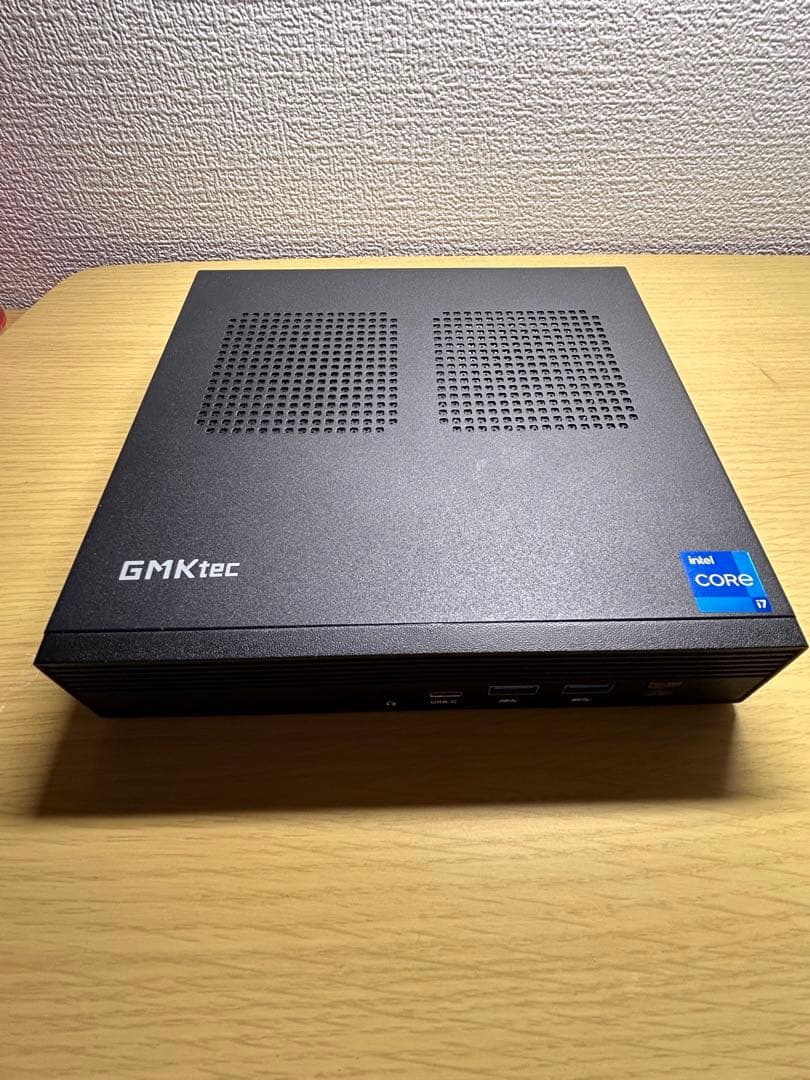 GMKtec NucBox12 ミニPC / Core i7-10875H