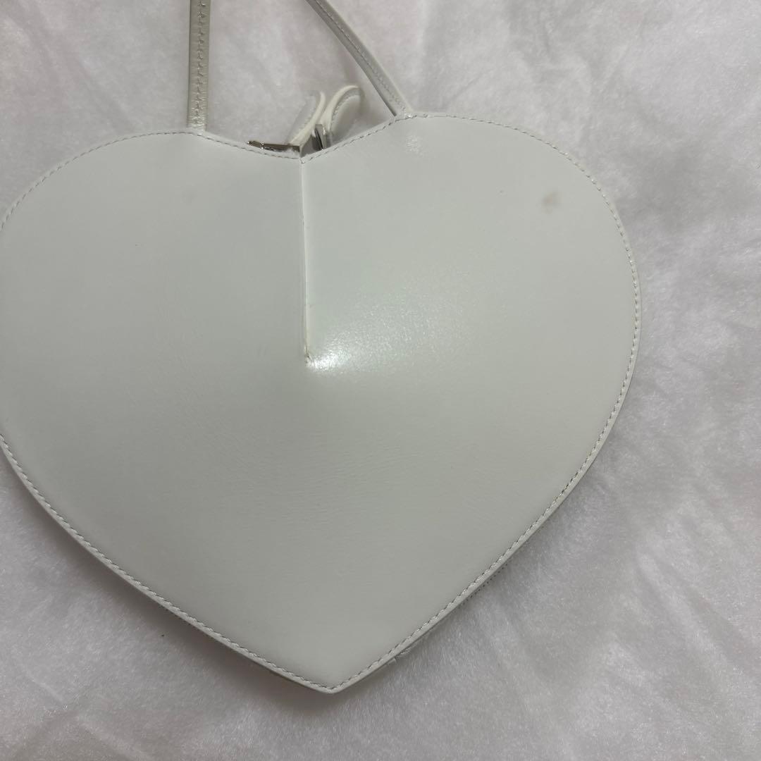 ALAÏA ハート型ショルダーバッグ ホワイト