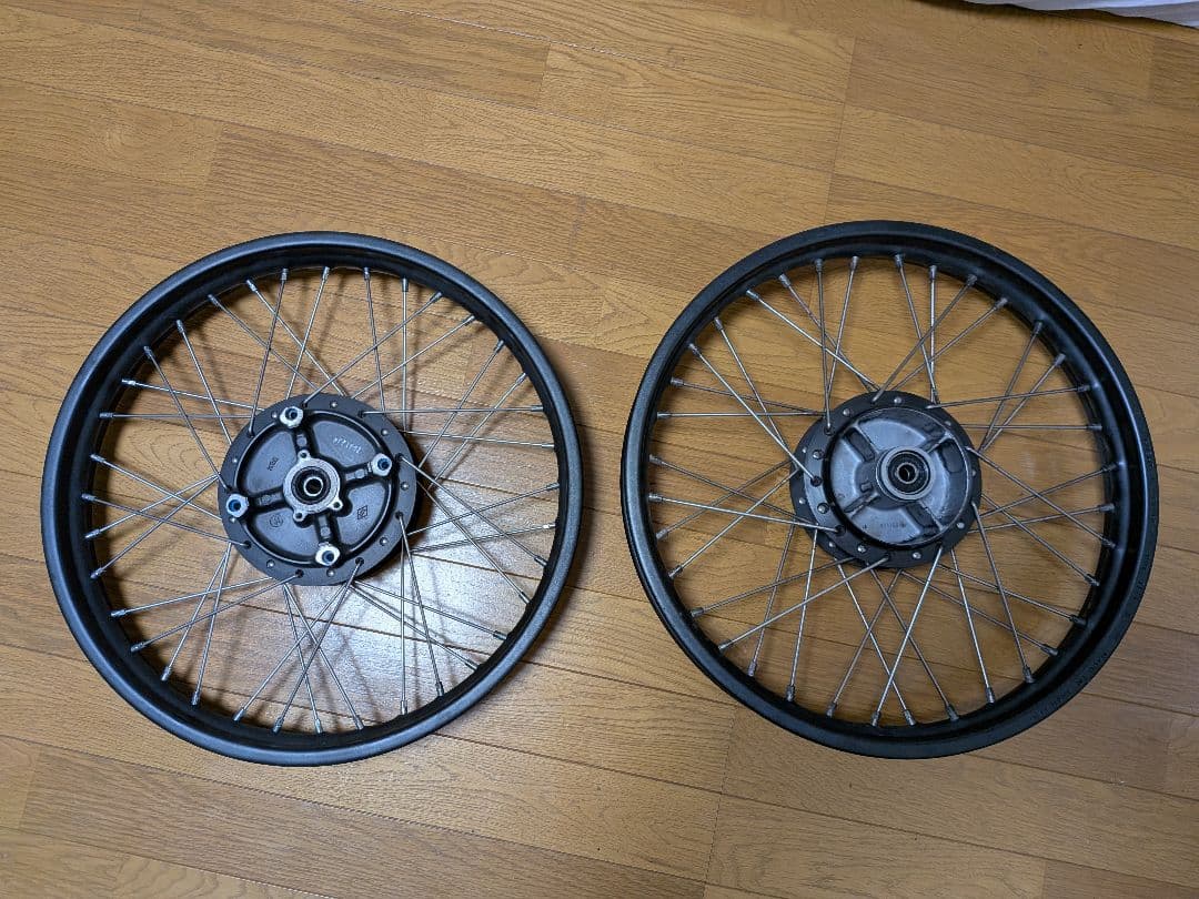 CT125 ハンターカブ　純正　ホイールセット　フロント リア JA65