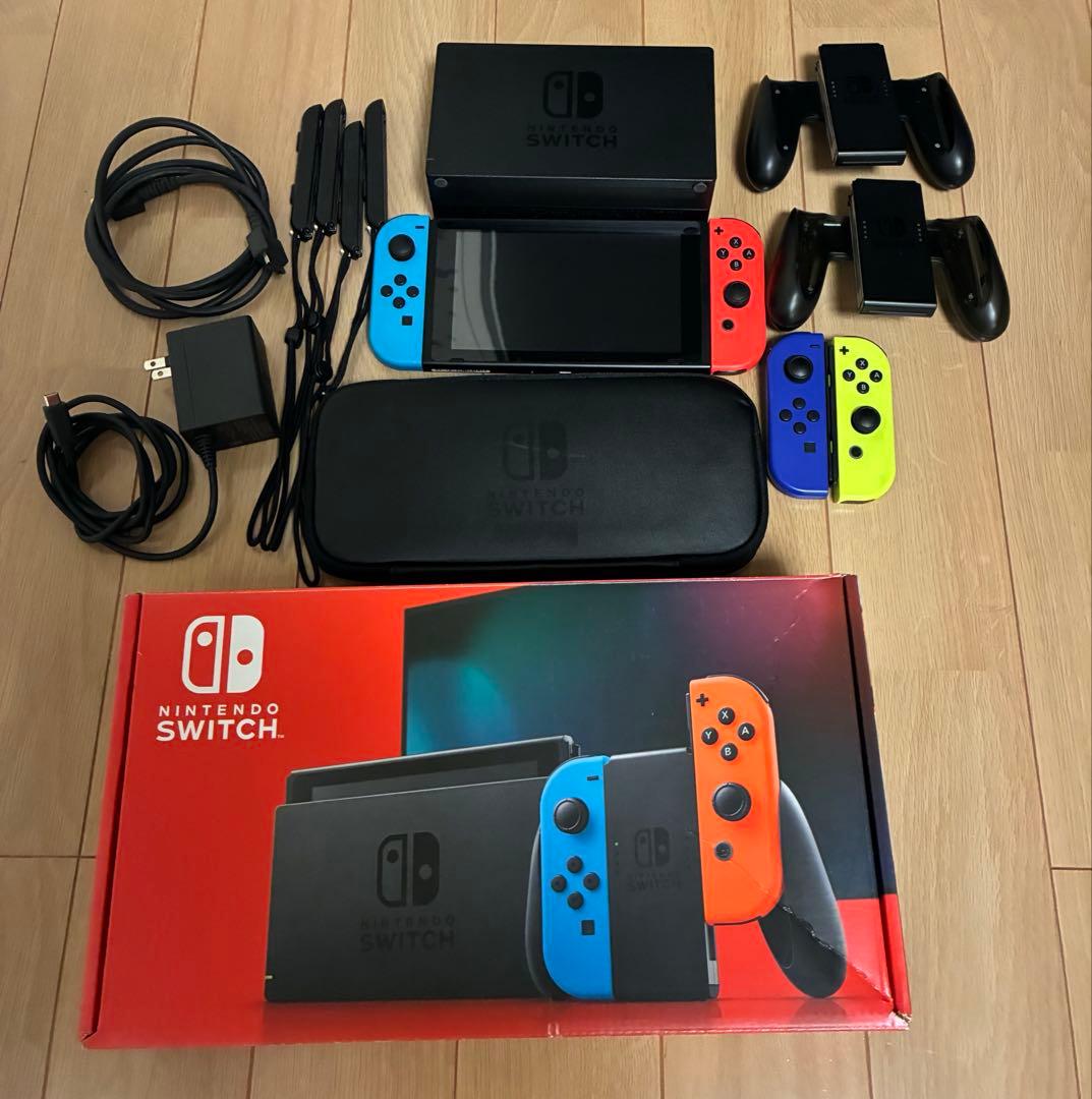 Nintendo Switch ジョイコン 純正ケース付き