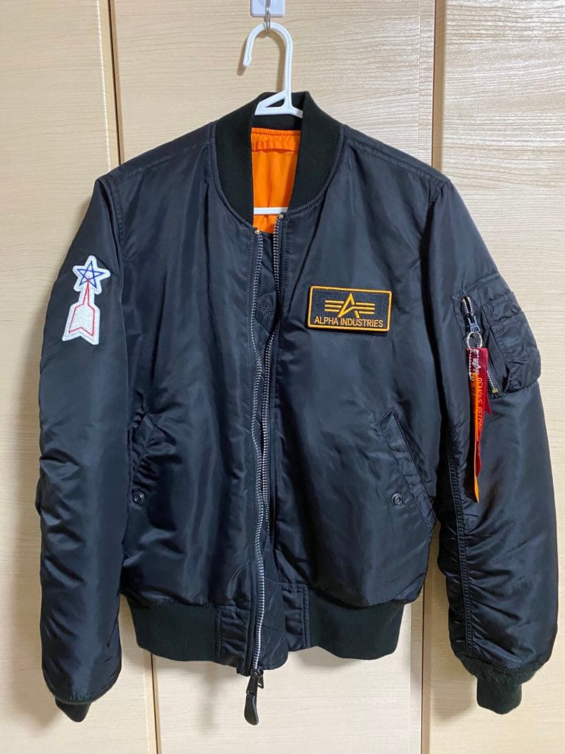 【入手困難】【激レア】ウルトラマンシリーズ×ALPHA MA-1 科学特捜隊