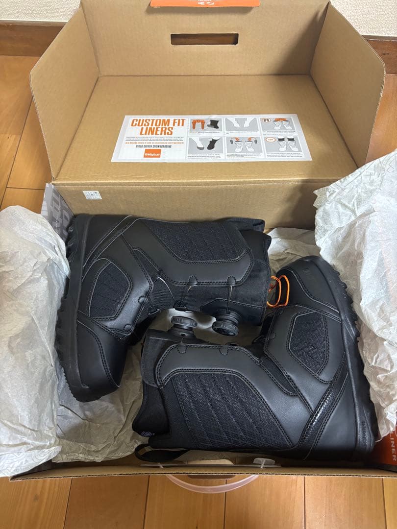 美品　ThirtyTwo STW BOAスノーボードブーツ