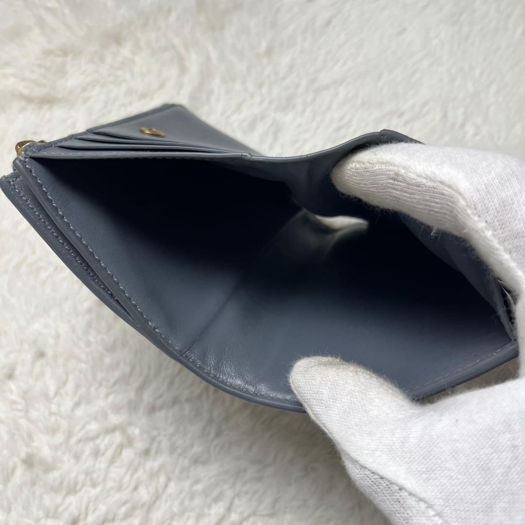 しょBOTTEGA VENETA 折り財布　カセット　グレー