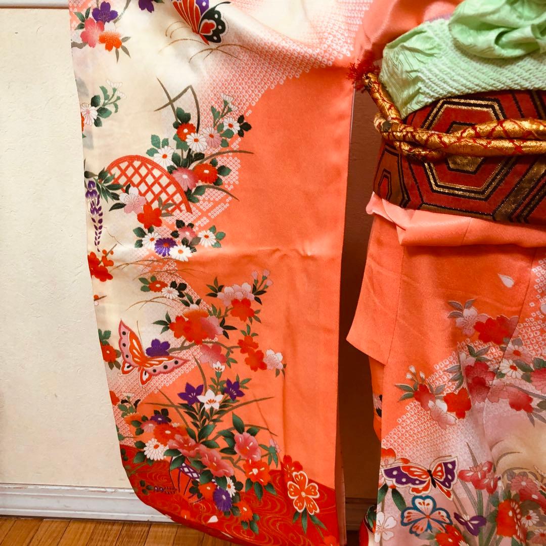 七五三 七歳‼️豪華正絹オレンジ系‼️蝶々花桜菊金彩煌びやか‼️安心フルセット