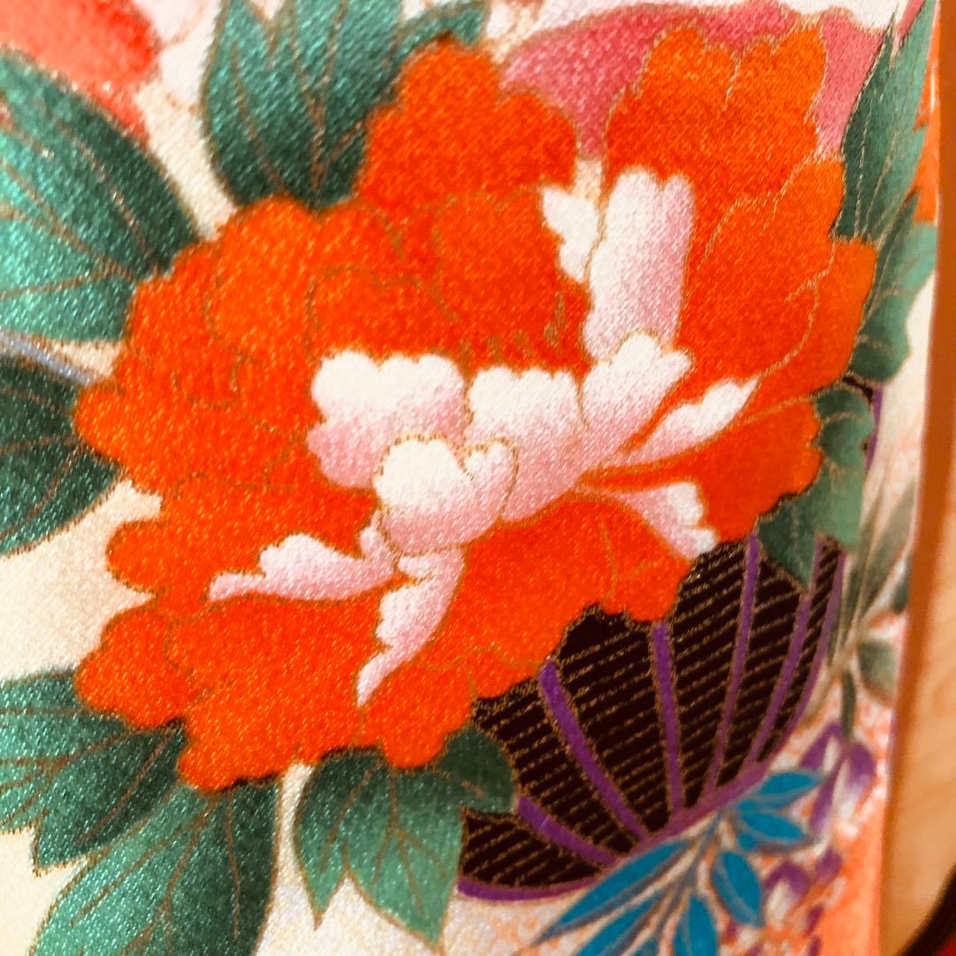 七五三 七歳‼️豪華正絹オレンジ系‼️蝶々花桜菊金彩煌びやか‼️安心フルセット