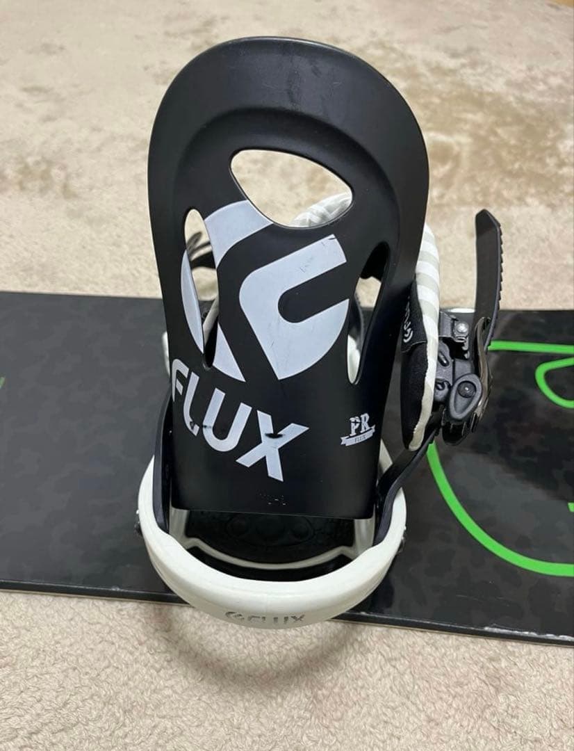 BATALEON スノーボード FLUX PR ビンディング ケース付き セット