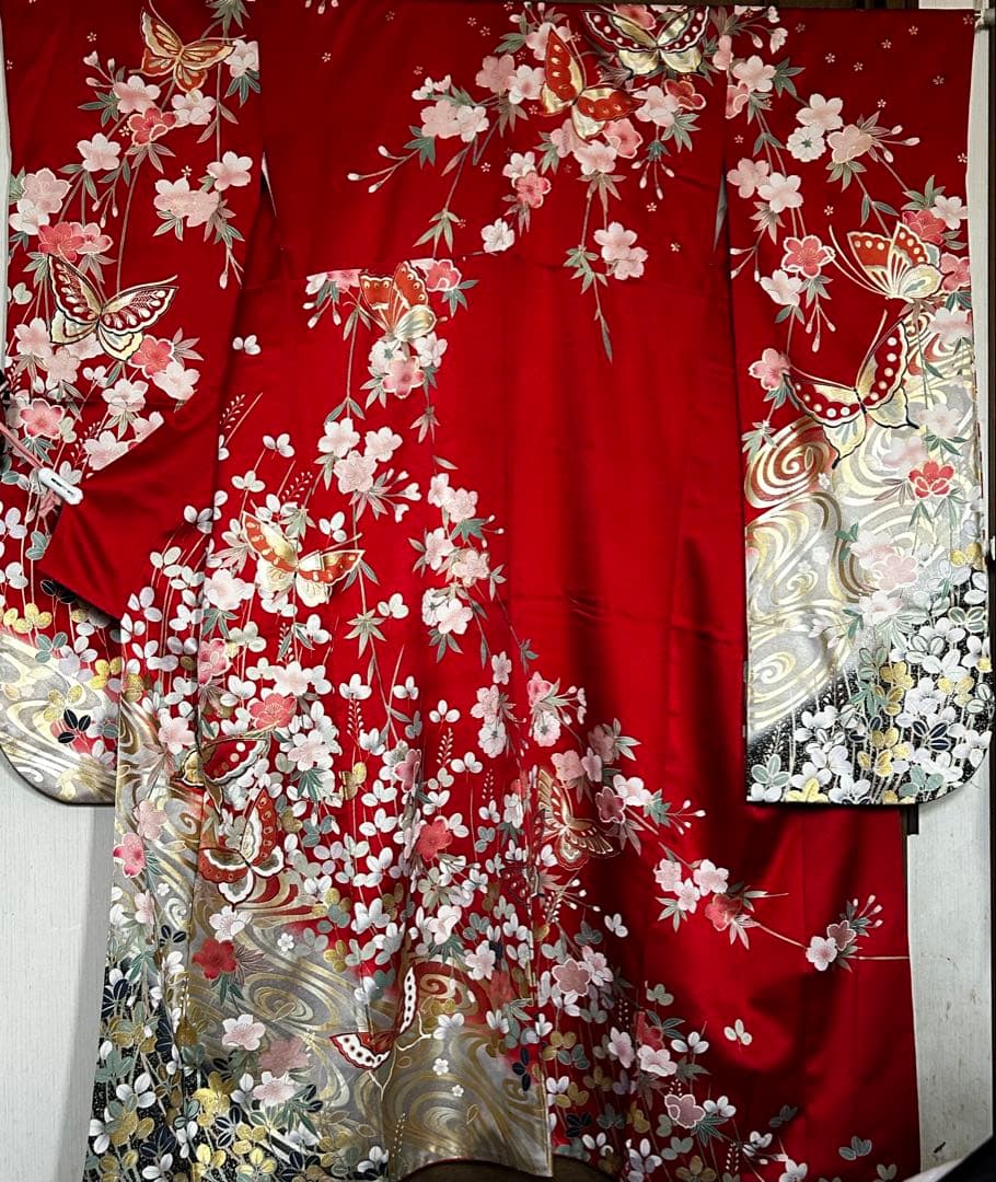 赤地 振袖 小柄サイズ 裾模様 桜蝶 流水 正絹