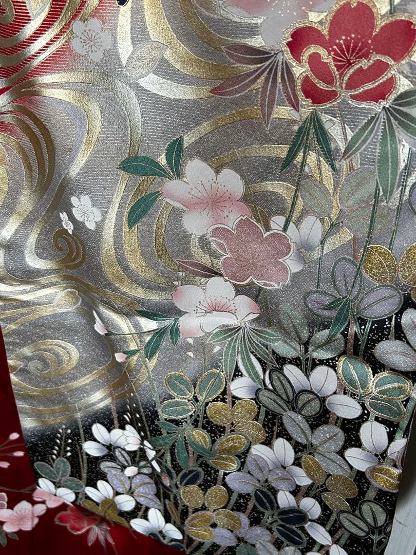 赤地 振袖 小柄サイズ 裾模様 桜蝶 流水 正絹