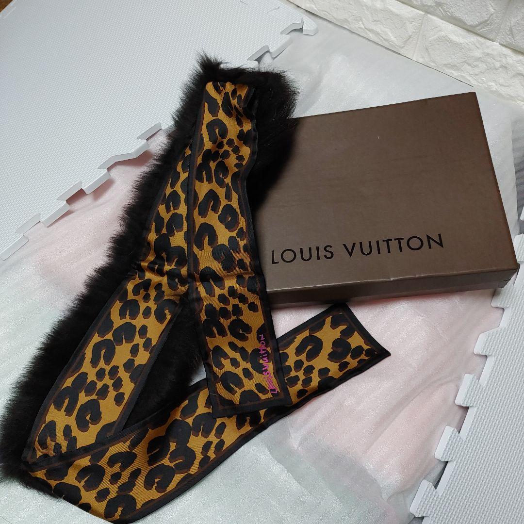 0707123　ルイヴィトン　ファーマフラー　バンドーフリュールフォックス