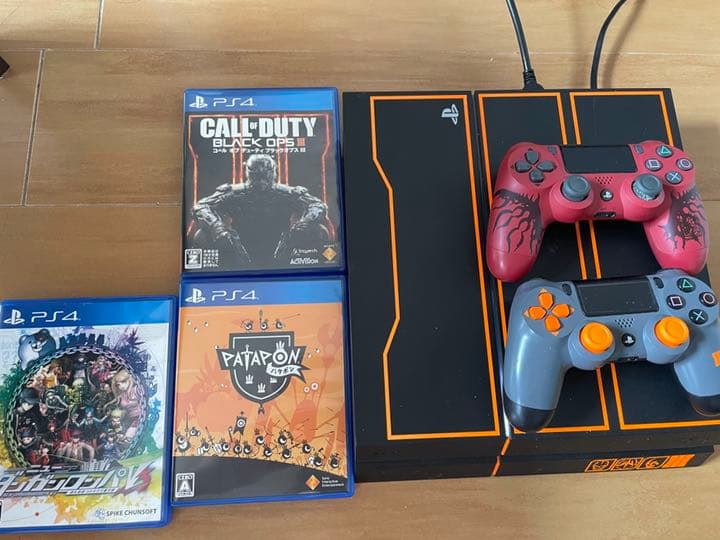 ps4本体　cod BO3リミテッドエディション1TB MHWコントローラー付き