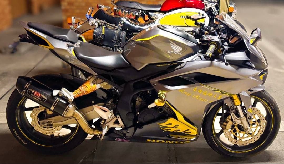 【値下げ！】【美品】CBR250RR ヨシムラ風スリップオンマフラー