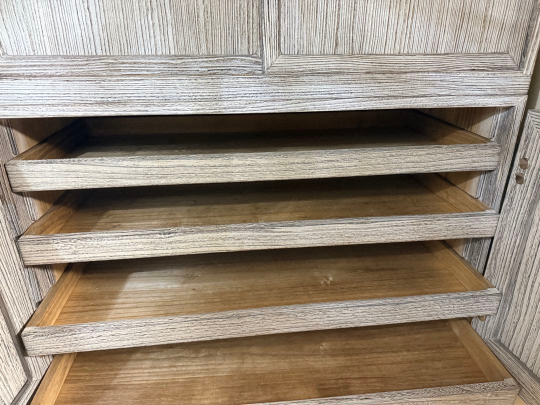 【値下げ】送料込み　中古　桐箪笥　着物　3段構成