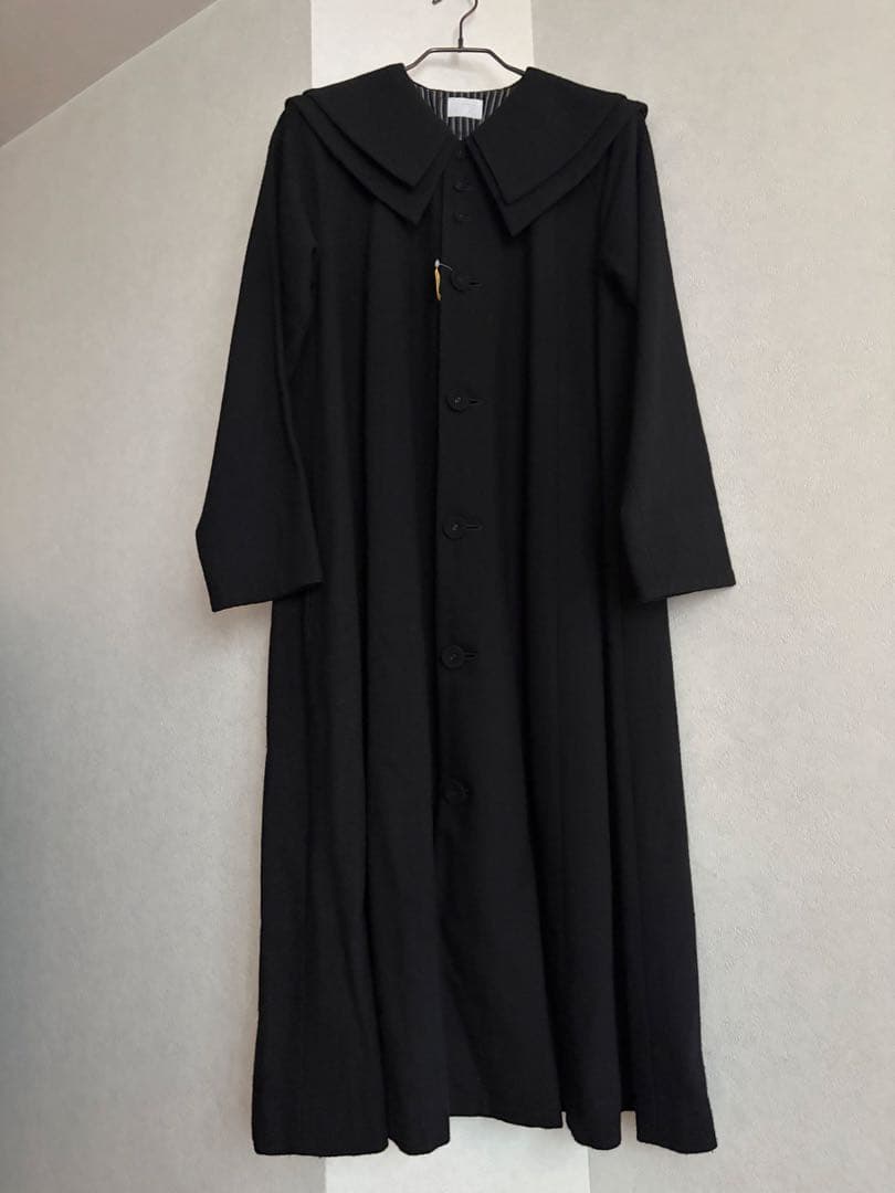 【美品　クリーニング済】ブリオン＊ブラックロングコート 大きな襟 Aライン