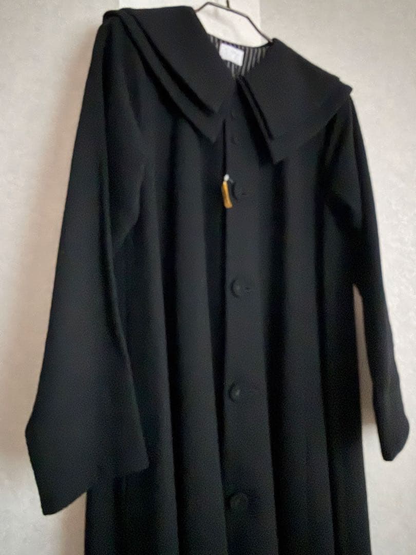 【美品　クリーニング済】ブリオン＊ブラックロングコート 大きな襟 Aライン