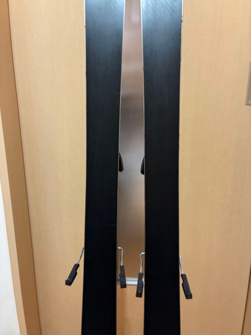 期間限定値下げ！ATOMIC NOMAD SMOKE 157cm