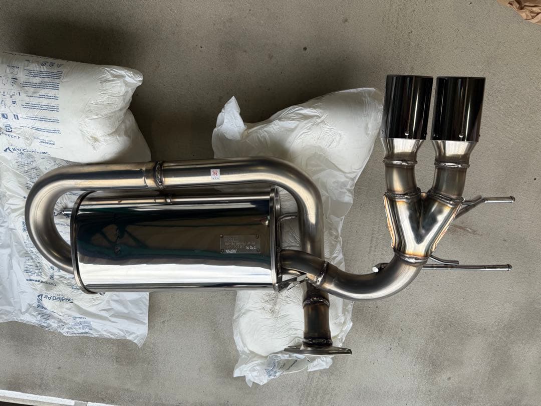 【NDロードスター】　HKS マフラー LEGAMAX Premium