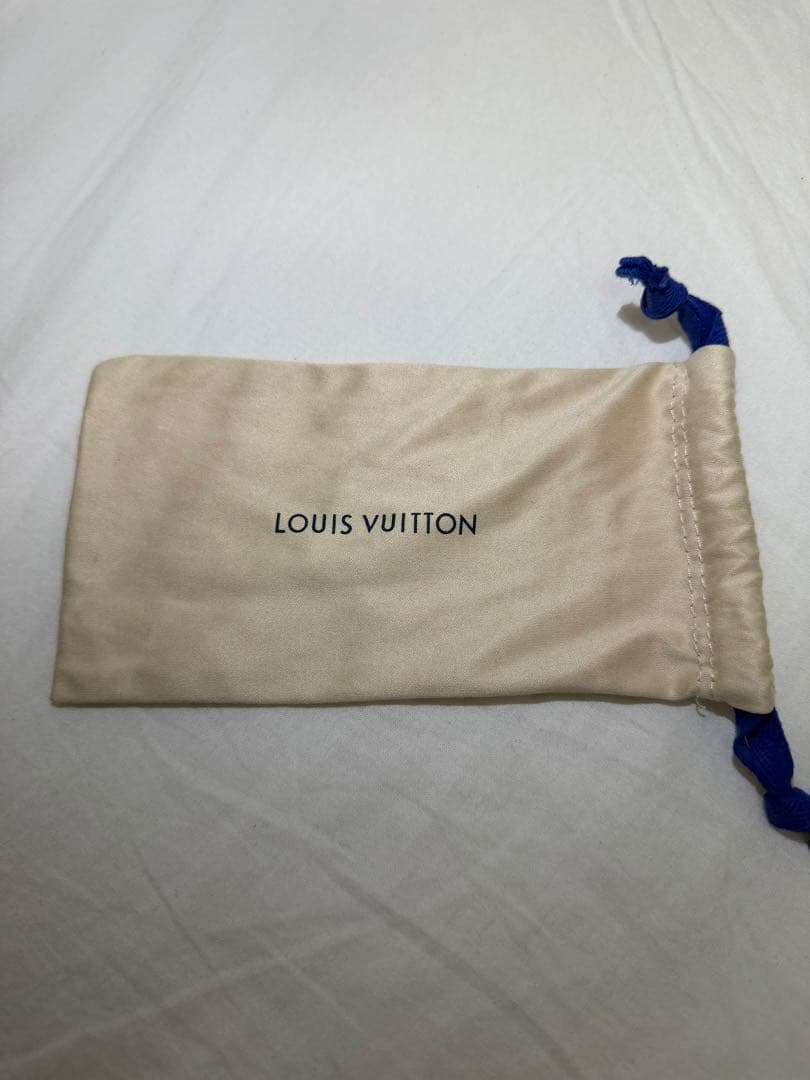 ★*0様 LOUIS VUITTON サングラス　モノグラム　クロックワイズ　Z