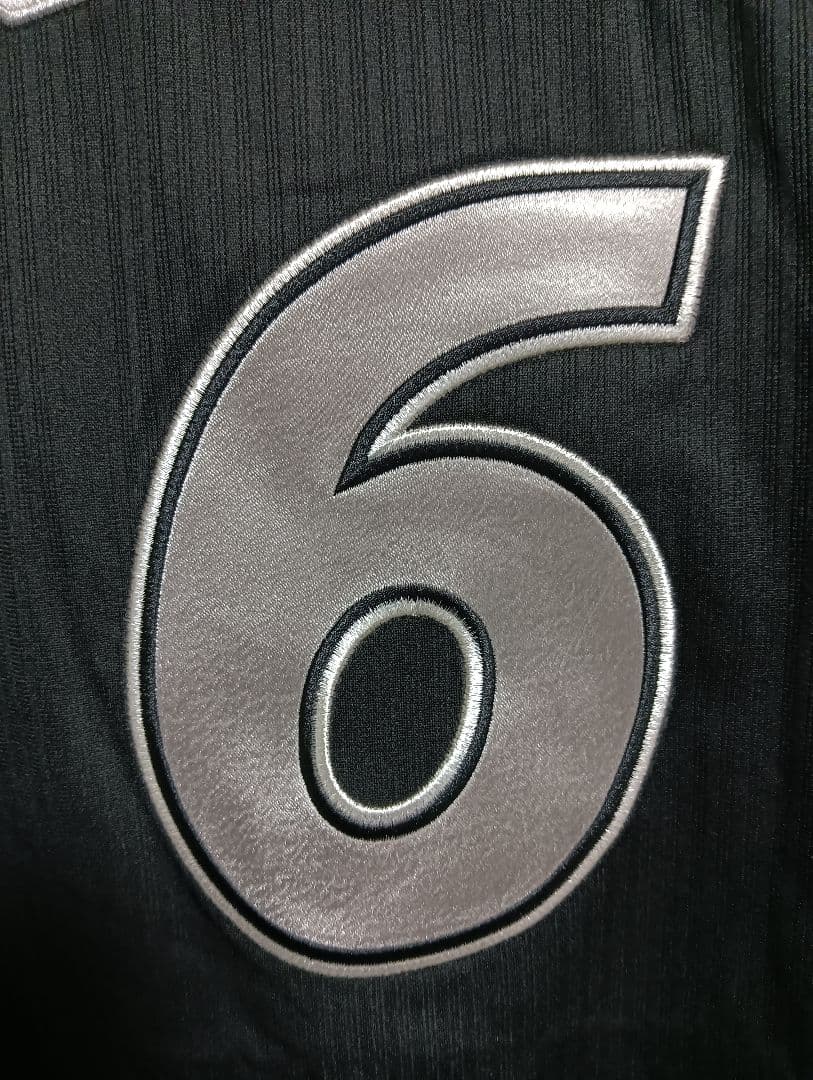 マジェスティック 千葉ロッテ 井口資仁 復刻ビジター刺繍ユニフォーム 紙タグ付き