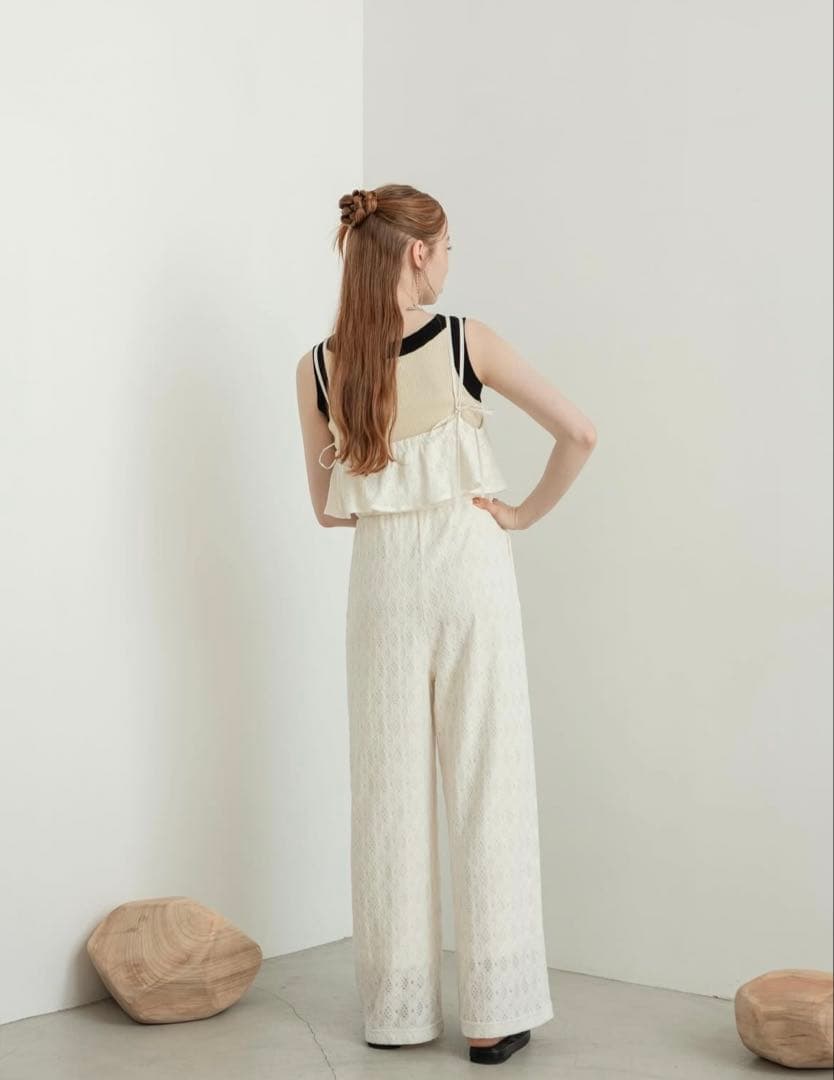 今だけ値下げ　hinari 総レースキャミロンパース アイボリー