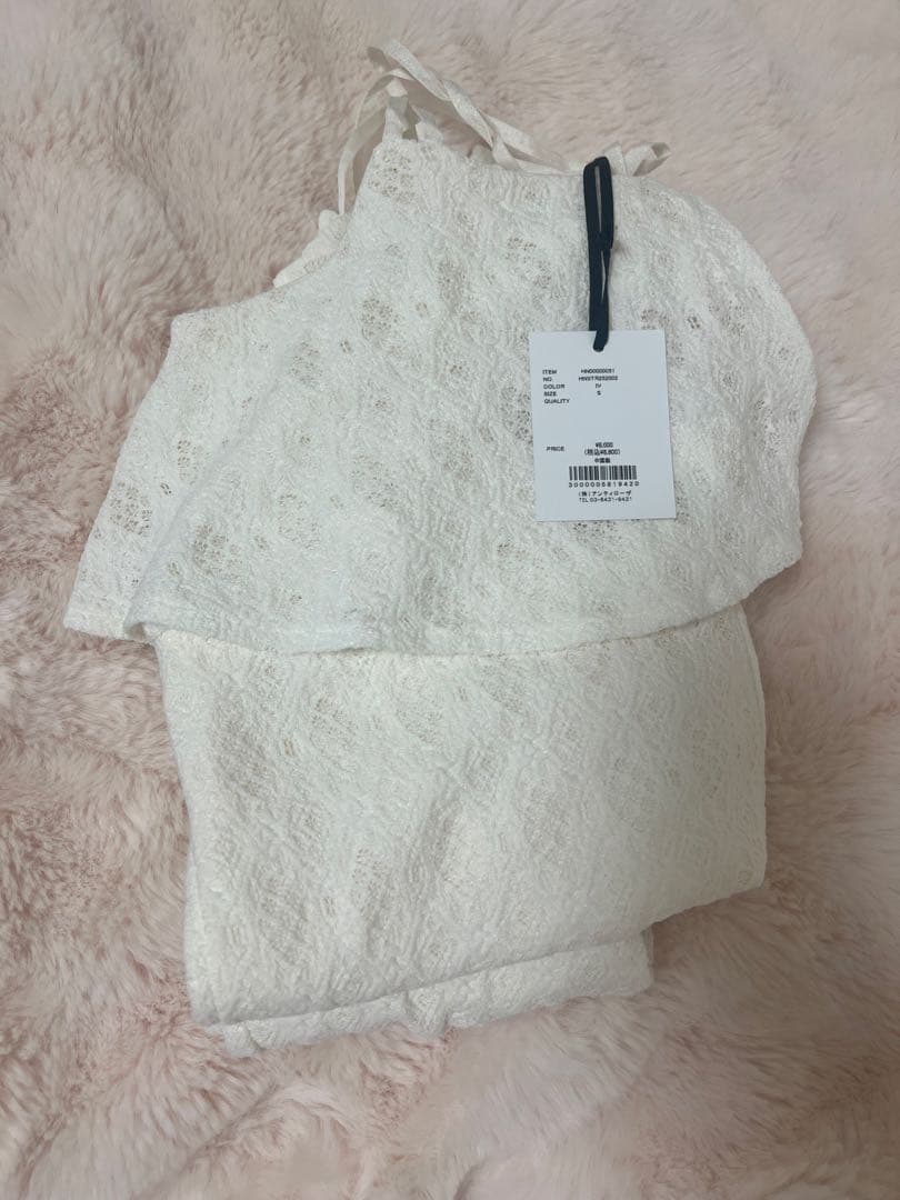 今だけ値下げ　hinari 総レースキャミロンパース アイボリー