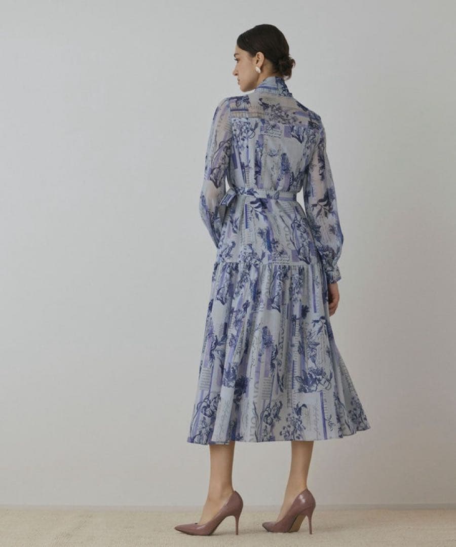 グレースコンチネンタル　ロゴフラワ－プリントボウタイワンピース　ダイアグラム