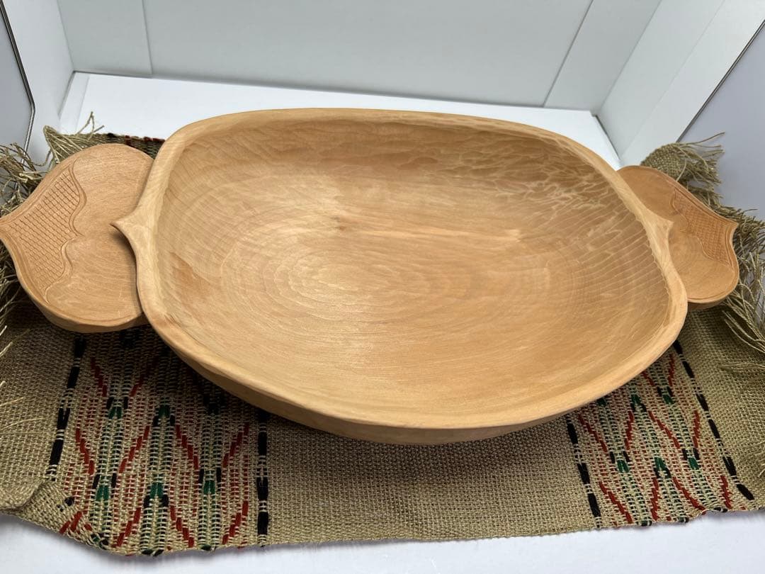 アイヌ美術蒐集家のコレクション品 20世紀 木地刳抜 木彫ニマ(深皿)民族芸術