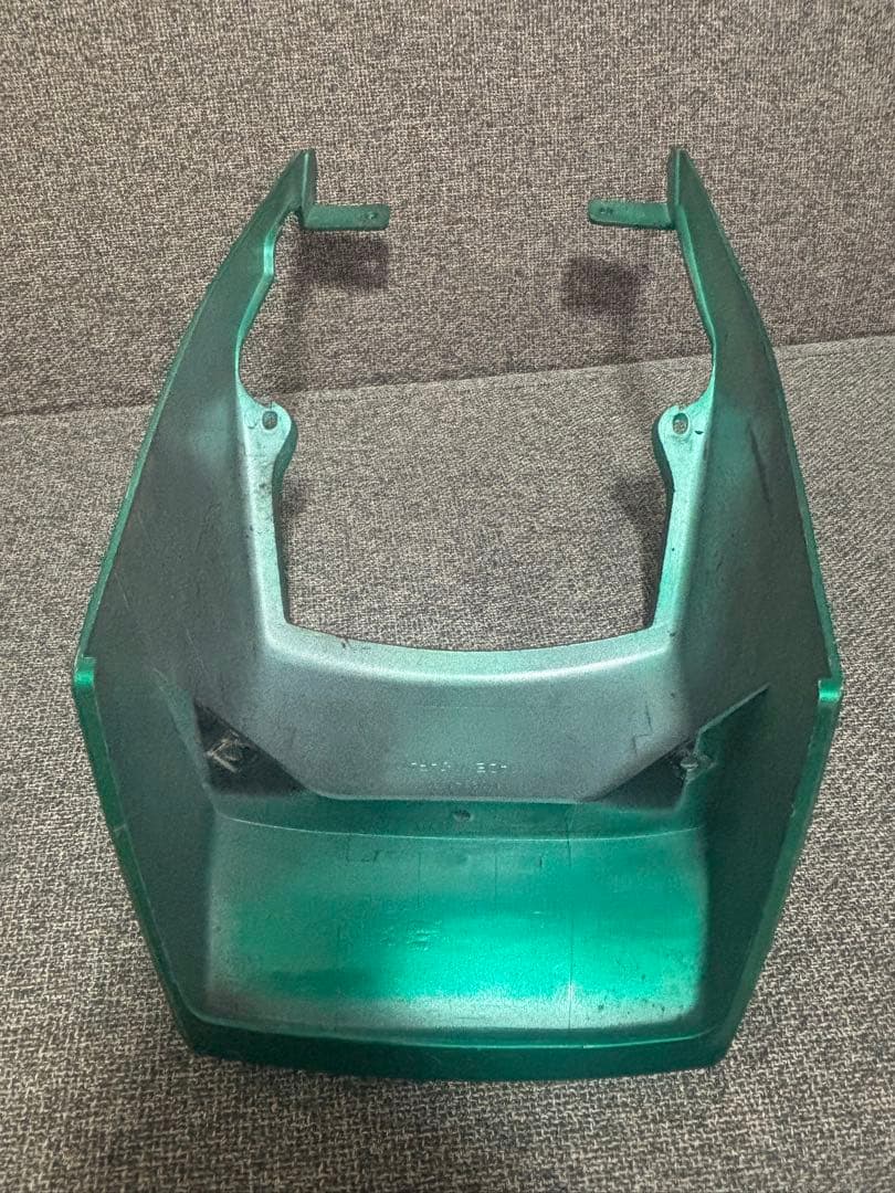 Kawasaki Z250FT　リアカウル　テールカウル