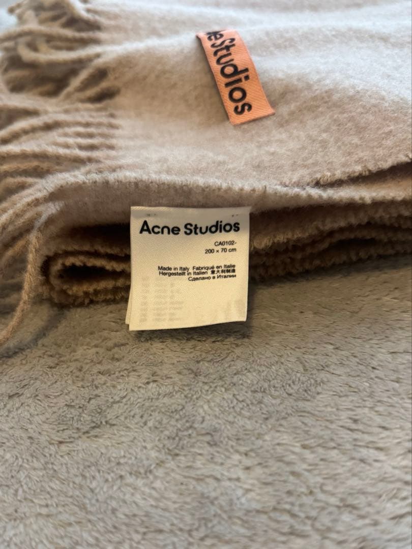 Acne Studios フリンジマフラー ベージュ