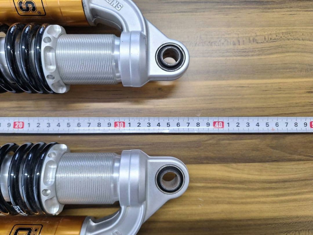 チャーハンパパ様【専用】ゼファー　オーリンズ　リアサス