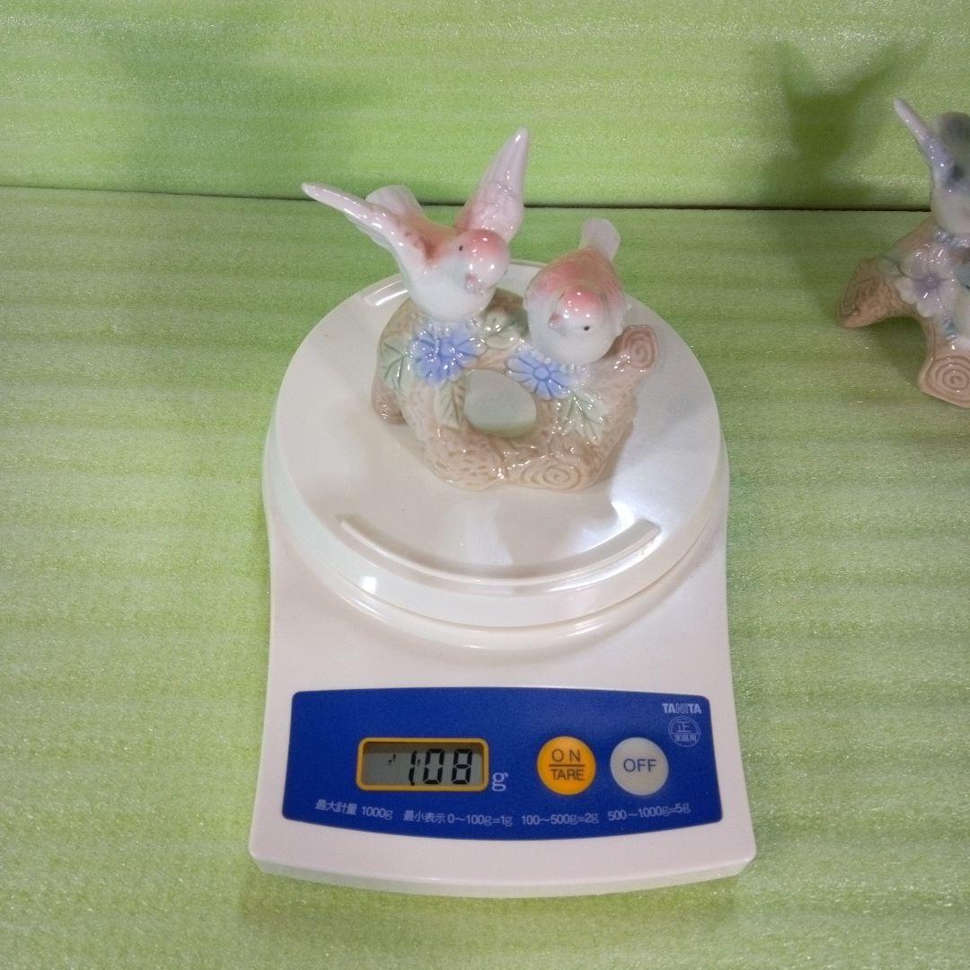 ニャオ　鳩と思われる置物3個とカエルの置物1個　4個セット