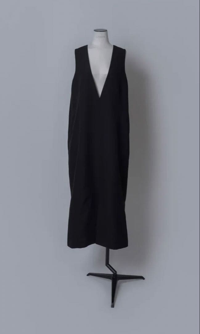 ⭐︎専用【LOHEN 】LINE 2WAY ONE PIECE 黒　新品タグ付き