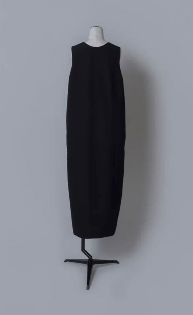 ⭐︎専用【LOHEN 】LINE 2WAY ONE PIECE 黒　新品タグ付き