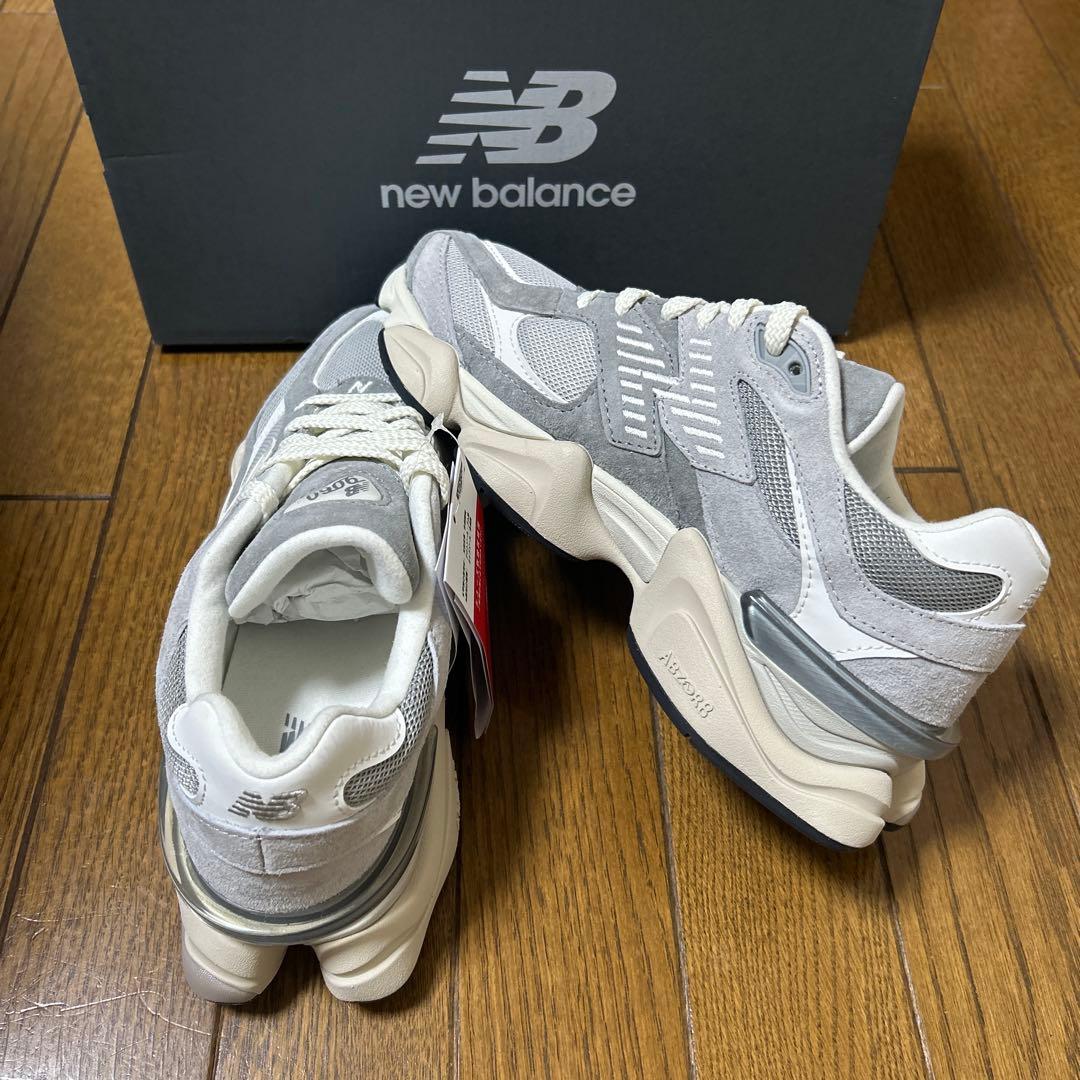 新品　ニューバランス9060 スニーカー　25cm