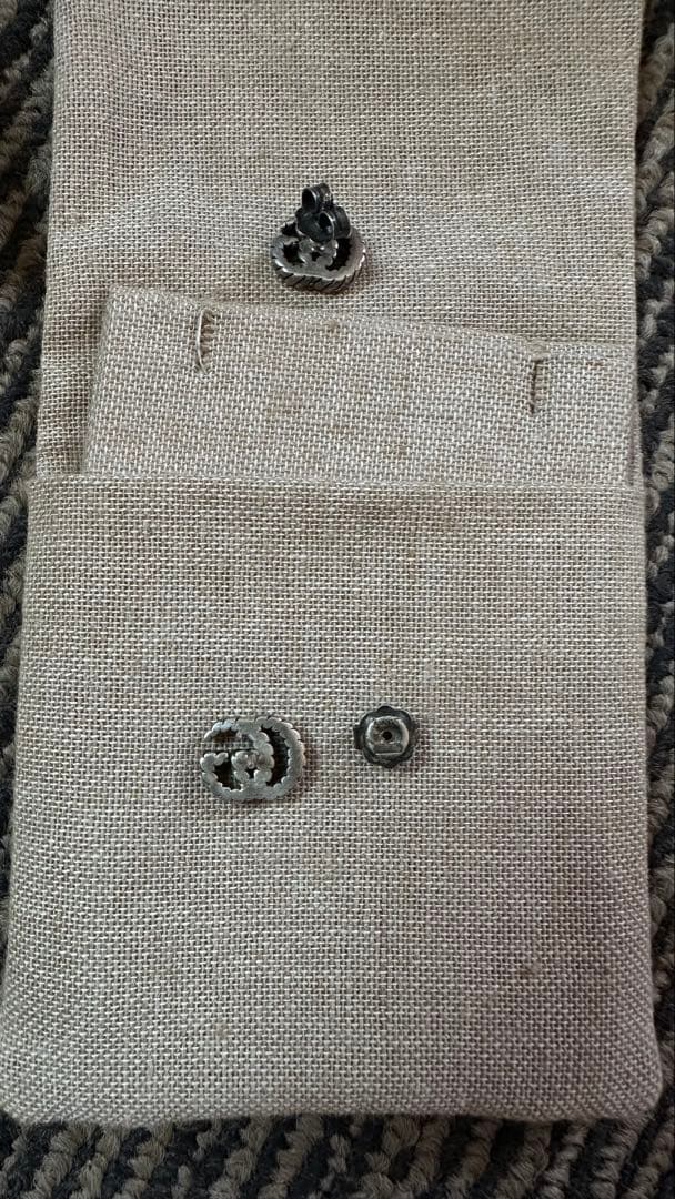 星野源プロフ推奨GUCCI グッチ GG マーモント ダブルG ピアス