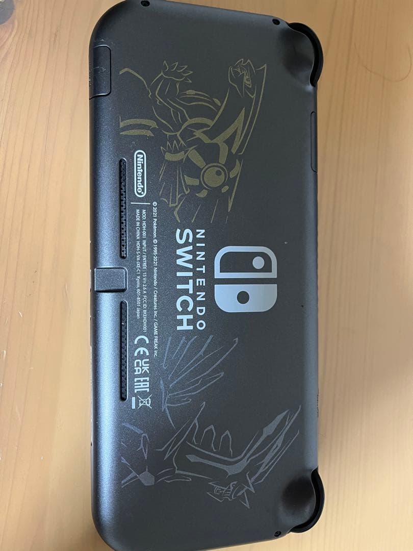 Nintendo Switch Light スカーレットのソフト内蔵付き