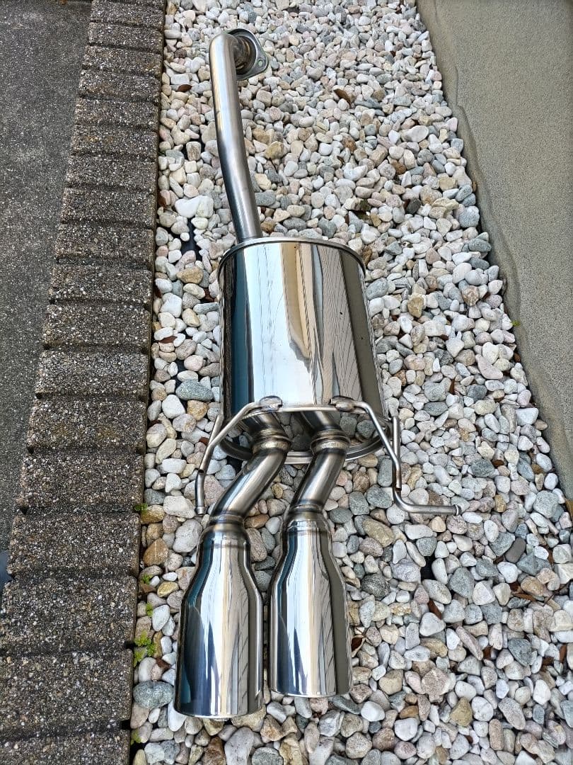 フジツボ　オーソライズA-E ステンレスデュアルテールマフラー