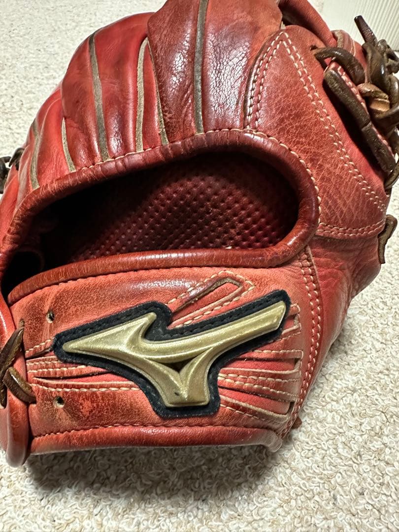 ミズノglobal elite 軟式用　内野手用グローブ